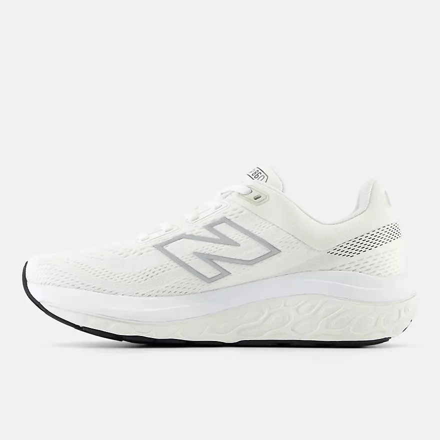 New Balance Women's 860v14